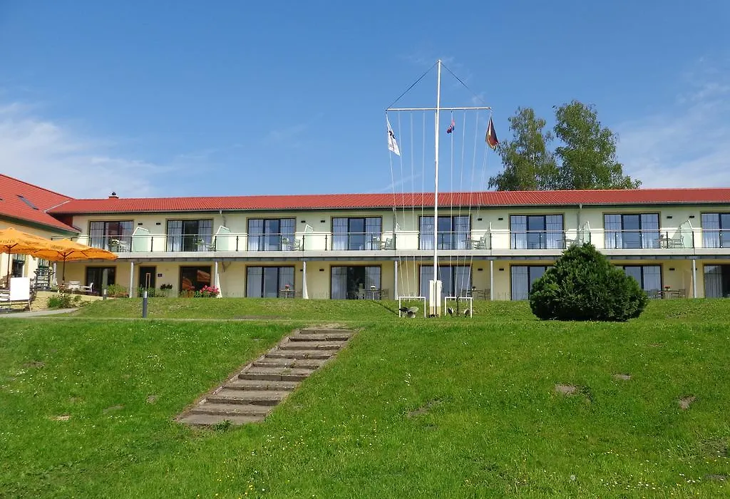 Aparthotel am Heidensee-1